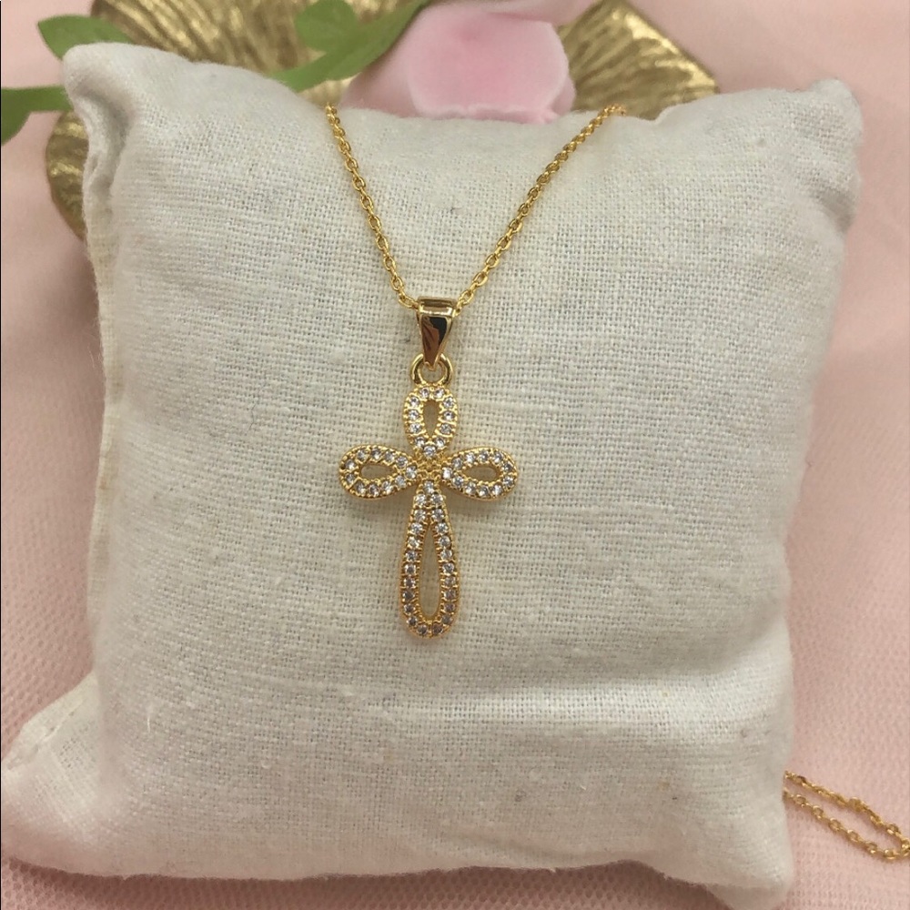 Delicate Cross pendant and necklace jewelry